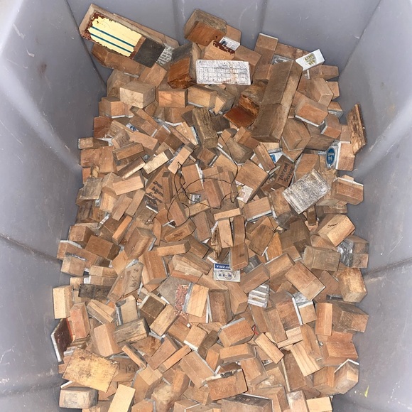 Lot Of 100 Assorted Pieces Vintage Letterpress Printing Wooden Block 1940-1960s - Picture 5 of 7